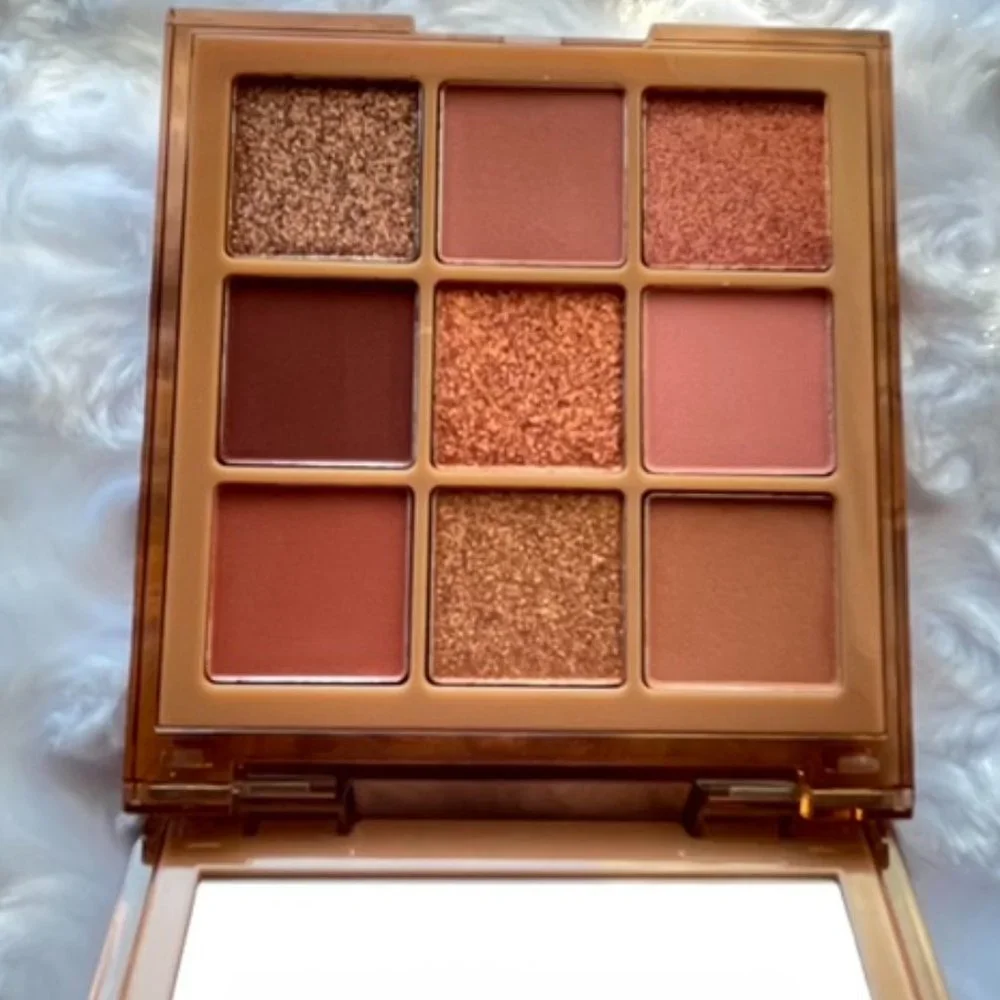 Nude Obsessions Eyeshadow Palette